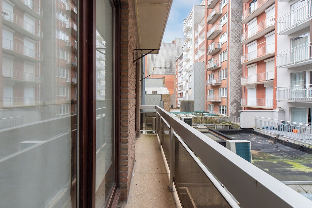 Apartment in Middelkerke Near Casino & Sea Wall