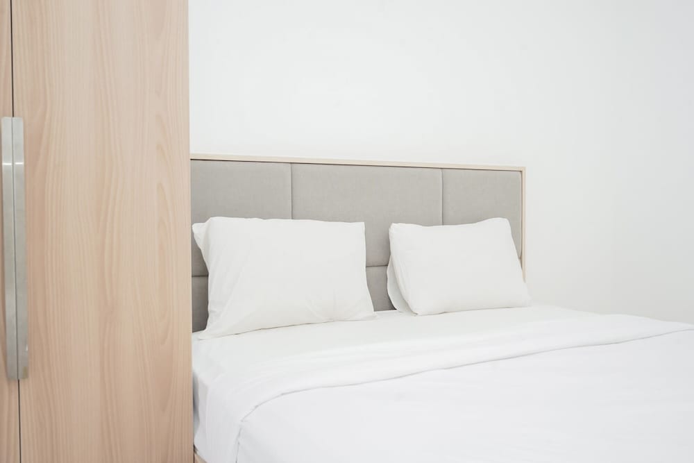 Cozy Living 2BR at M-Town Residence Apartment view 3