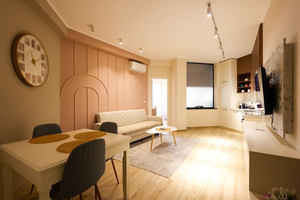 Grandstay Urban Three