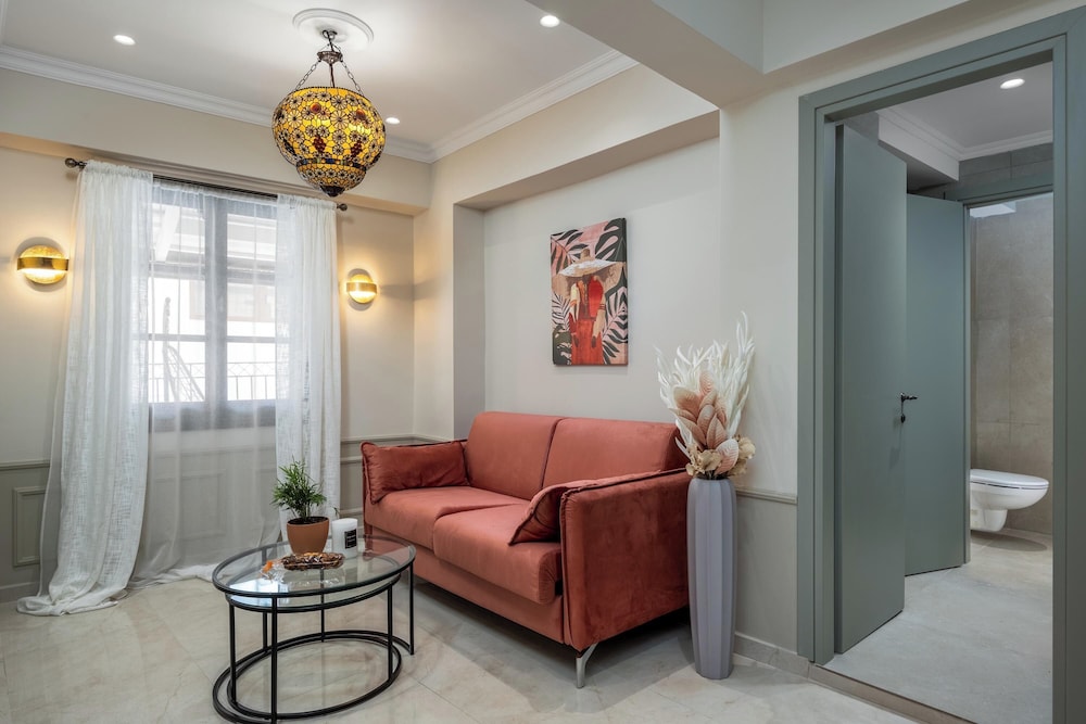Alegrand Suites