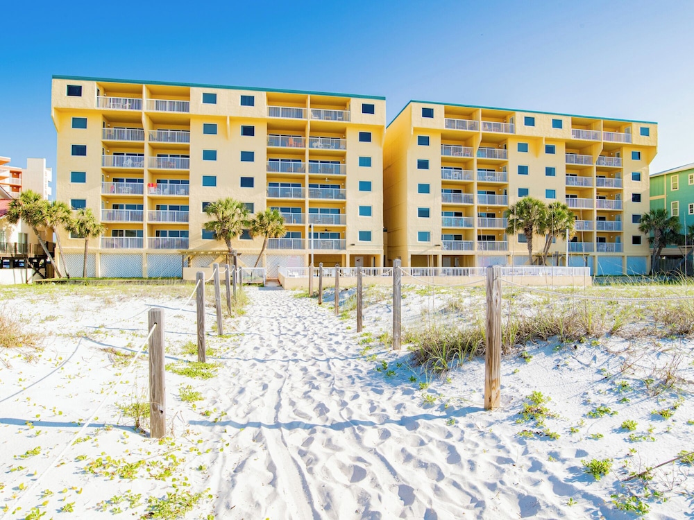 Driftwood Towers #4E by Southern Vacation Rentals