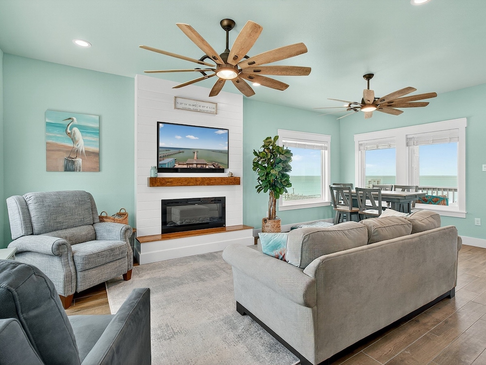 Coastal Vibes Rp230 3 Bedroom Home