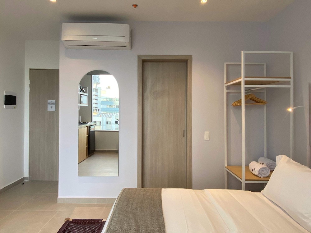 w Phenomenal Loft w Lovely Terrace in CTG