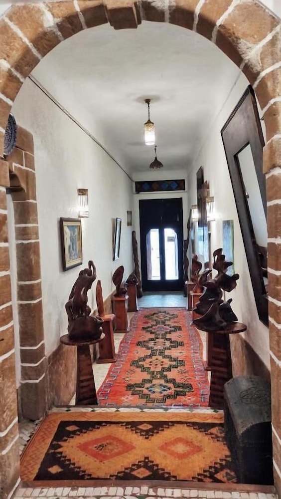 Hotel Riad Dar El Qdima