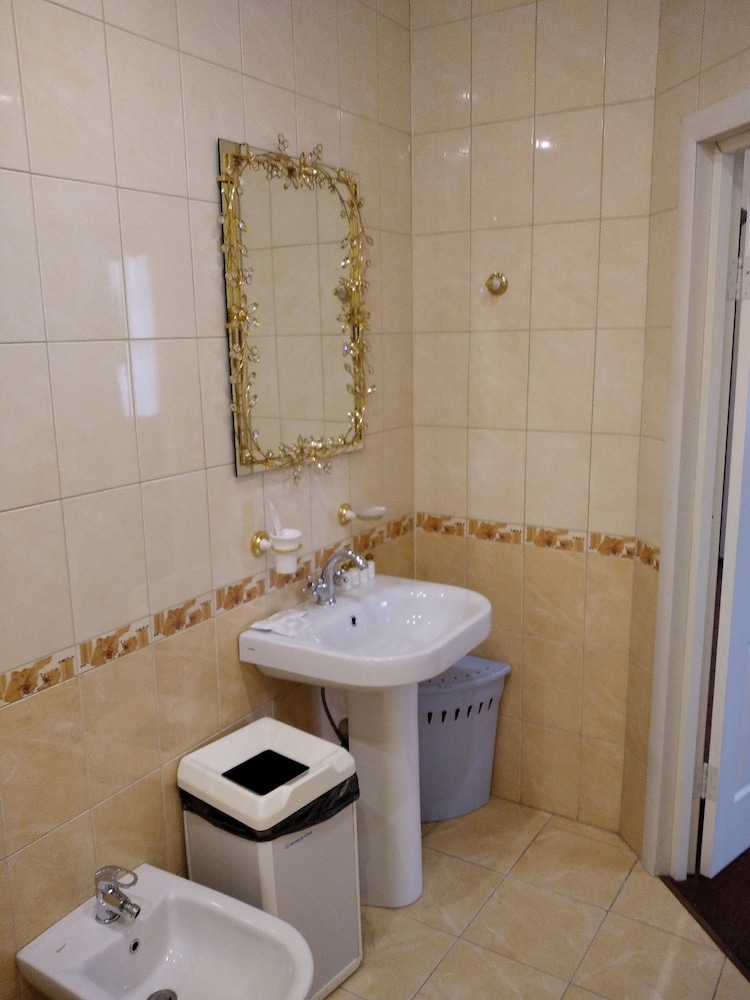 VIZIT Guesthouse