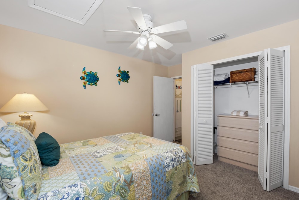 Beach Villa B