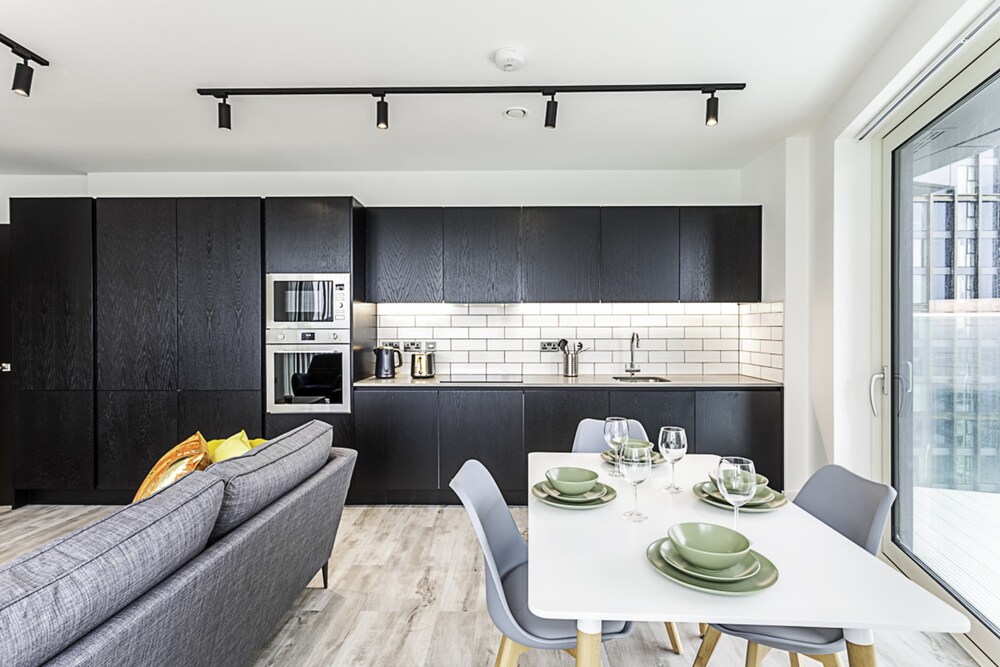 Icon Tower Flat One - North Acton