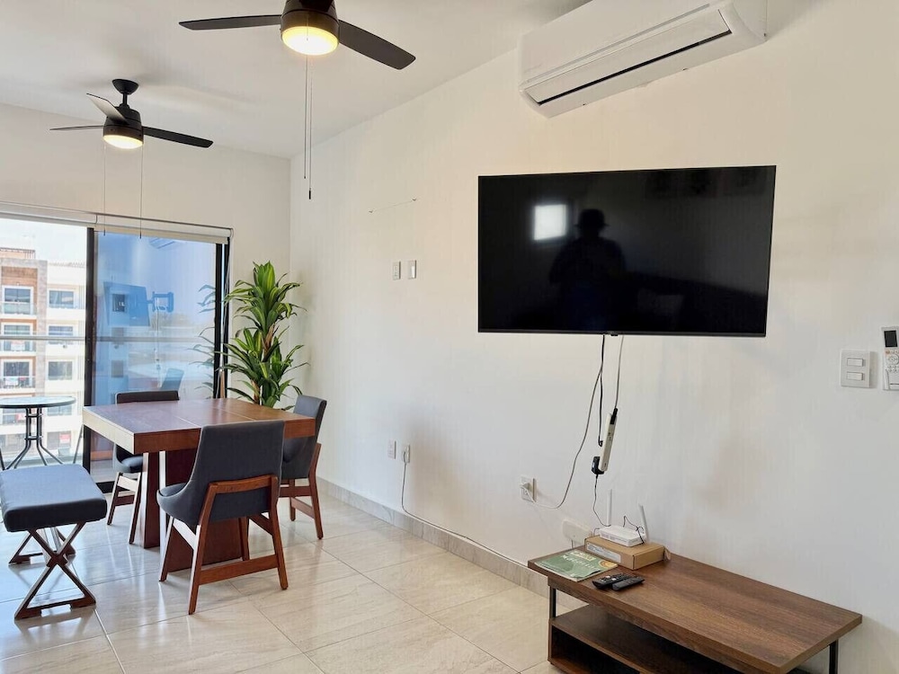 Aleman Apartments