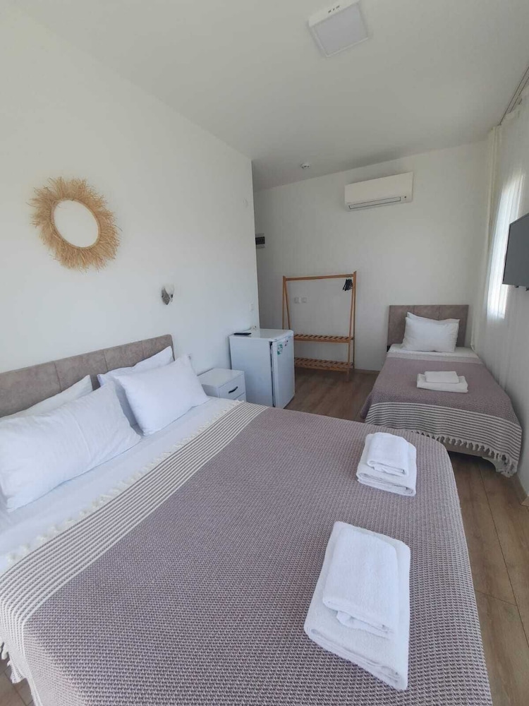 Adil Otel