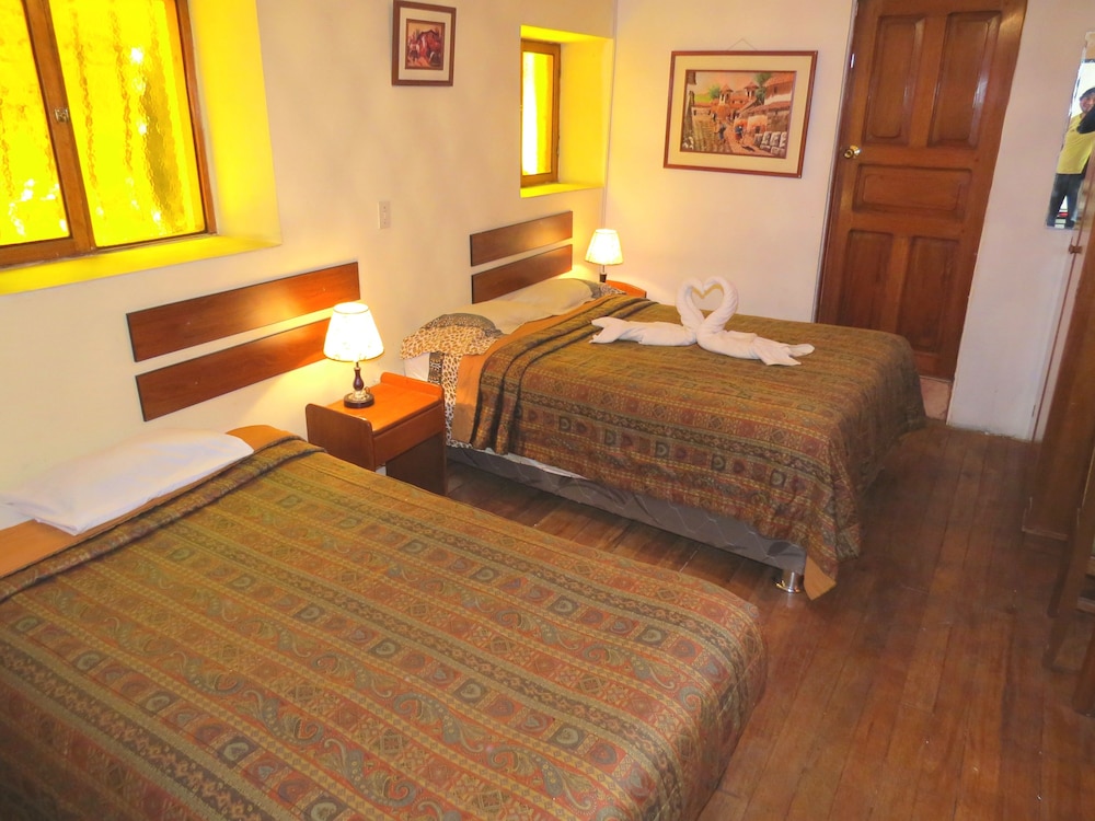 Hostal Campanario