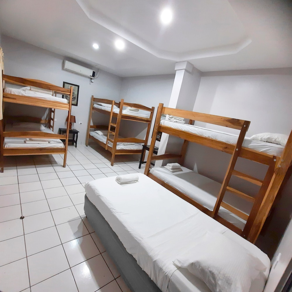 Hotel Xolotlán - Hostel