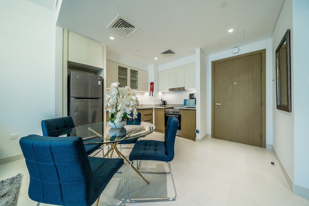 Primestay - Creekside Residences - Creek