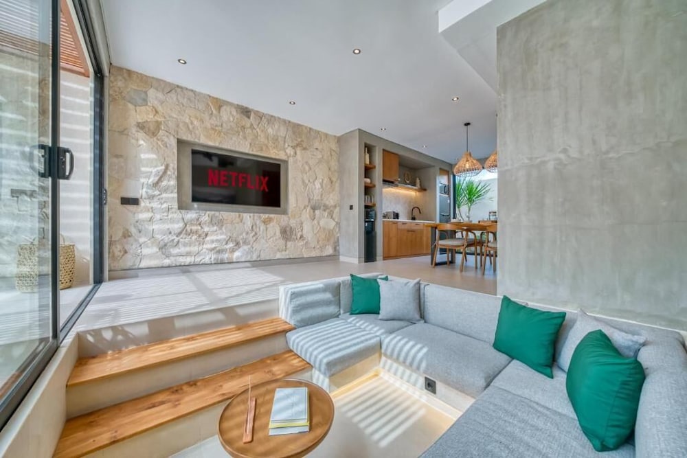 New Luxury Arrecife Villas