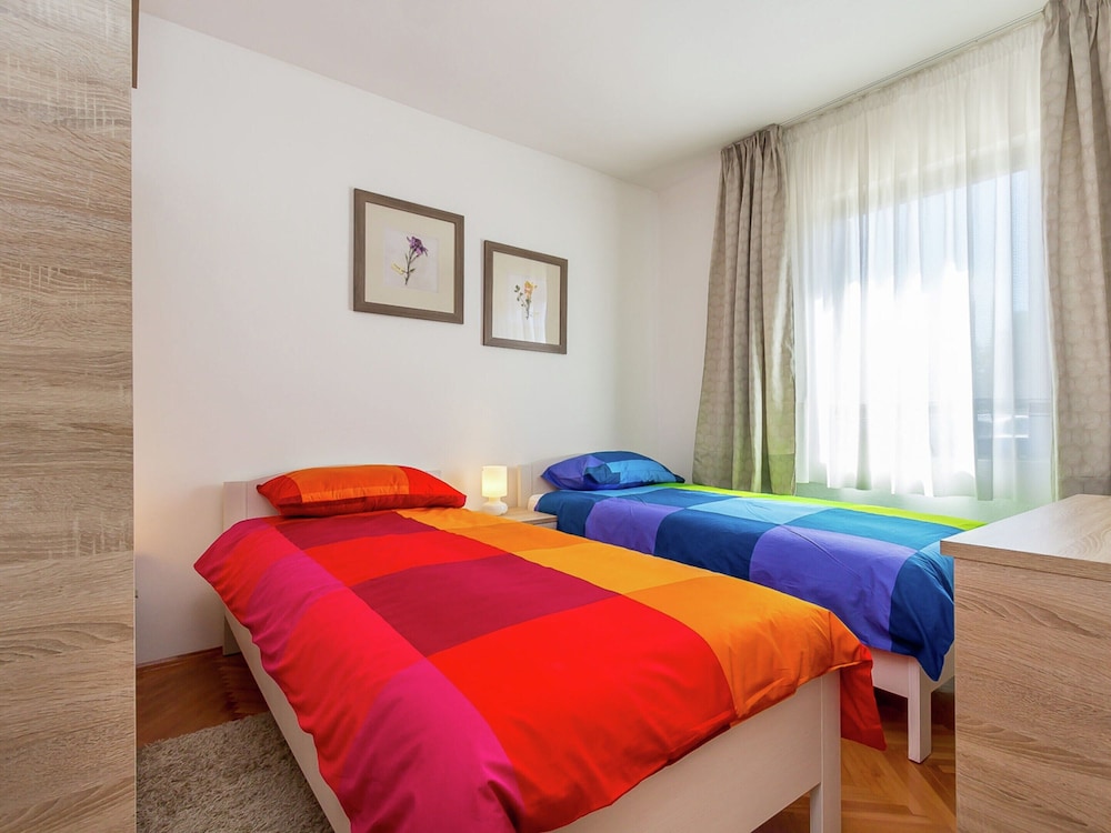 Apartment in Pula Near the Sea and Town Center view 5