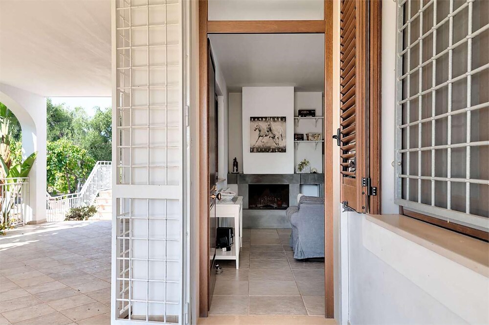 3165 Villa Saracino by Perle di Puglia view 3