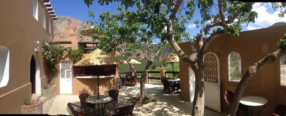 Gite Café Rueda - Hostel view 2
