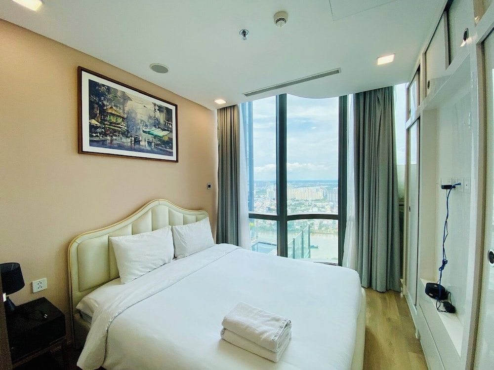 Serenity Serviced Apartments-Landmark 81