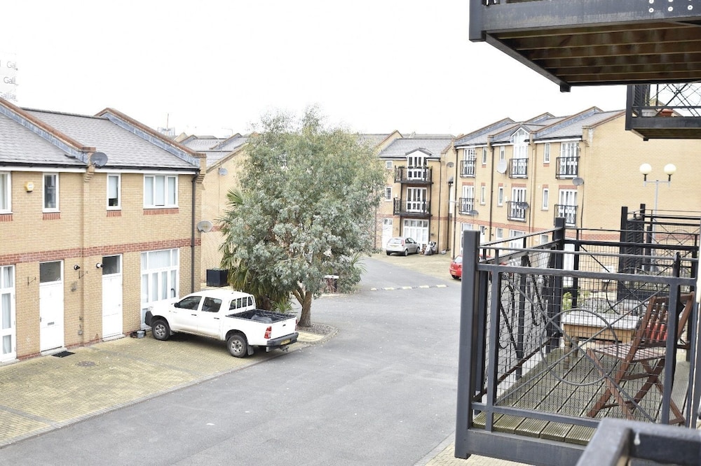 Thames view house