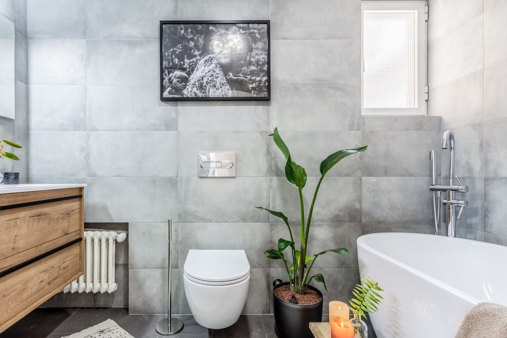 Kasai - 2 Bedrooms and Terrace in Malasa a
