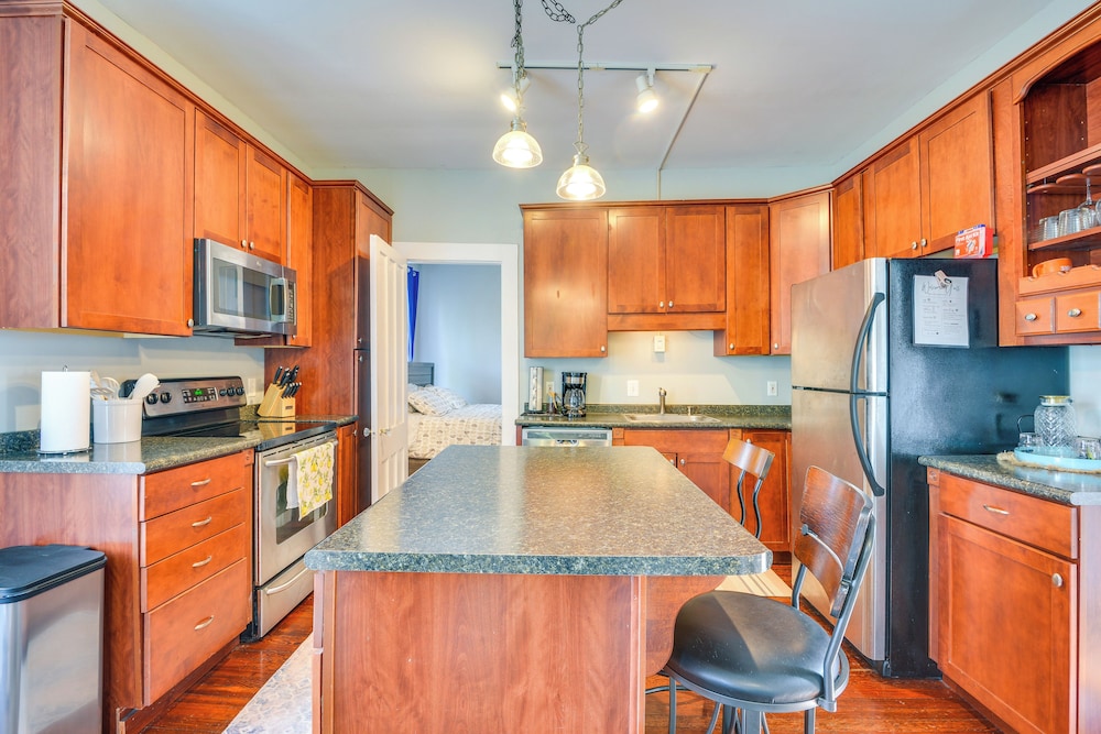 Central Location! Winter Retreat in Sackets Harbor