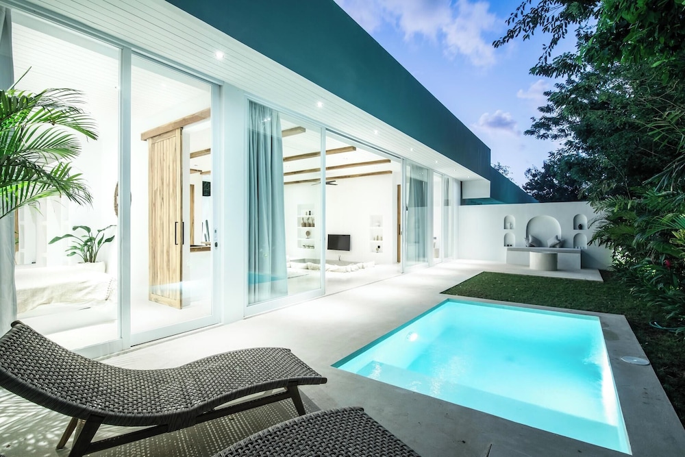 Chic 2BR Villa, 5min to Bingin's Coastal Bliss