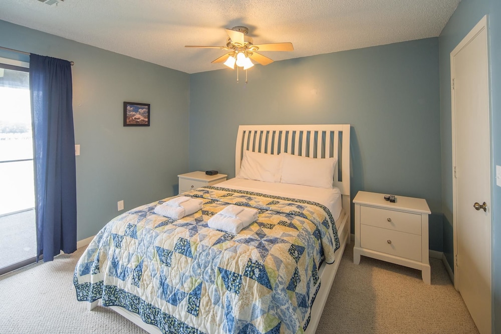 Charleston Vacations - Mariners Cay 27 2 Bedroom Holiday Home By My Ocean Rentals - Property Image 3