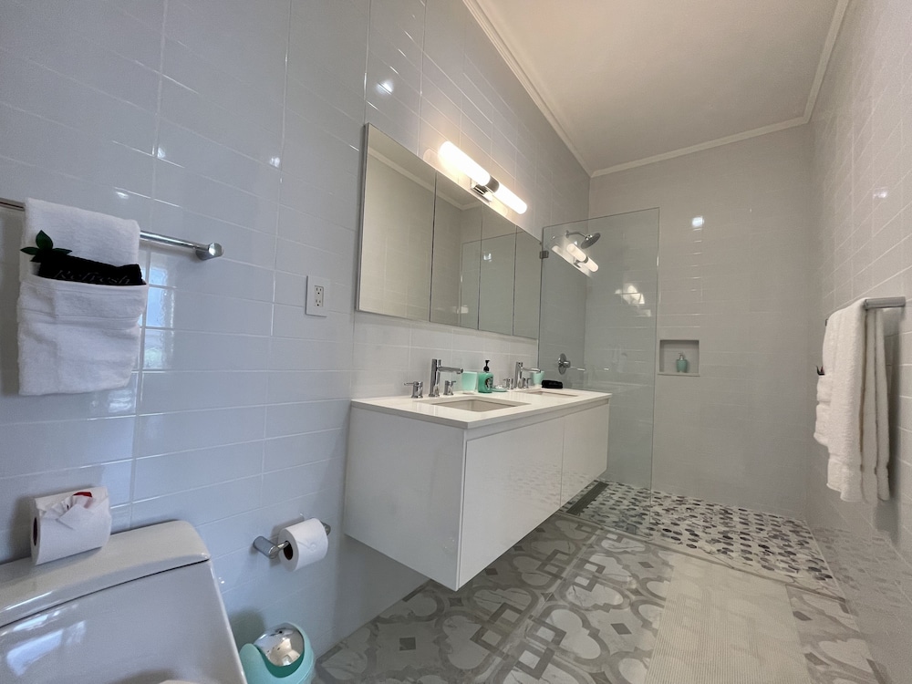 The Cove - Condo Hotel - Perfect Location