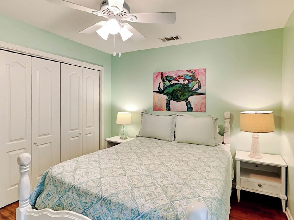 Back River Bungalow by Tybee Vacation Rentals