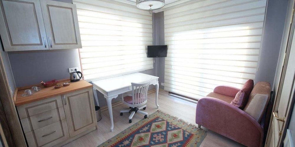 Galatolia Suites - Image 49