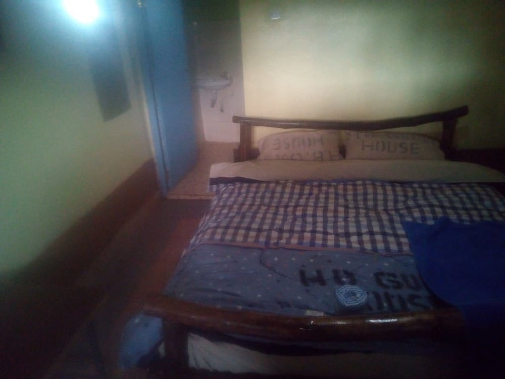 Photo 6
