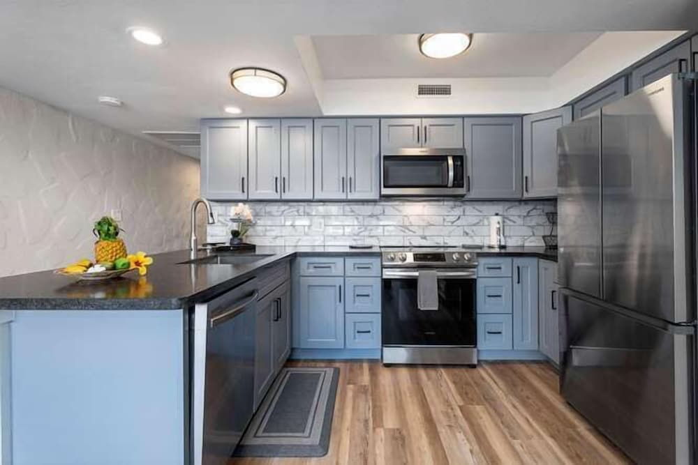 Ocean Views - No Stairs! - In Unit Washer/dryer - BBQ - Vrkcv