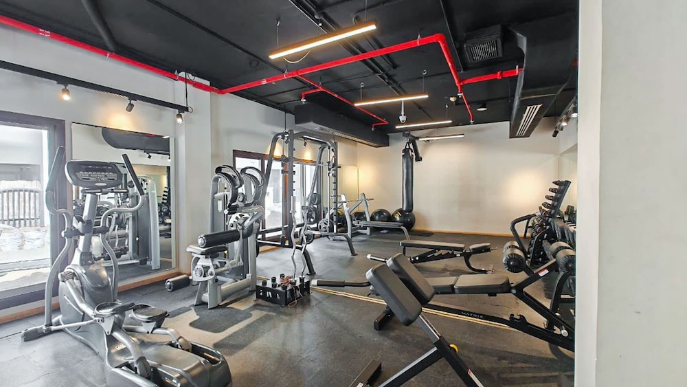 Extravagant Studio Stay for 2 in JVC