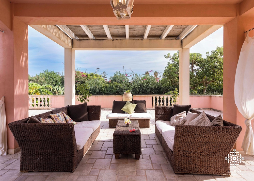 Villa Festosa - Luxury Retreat
