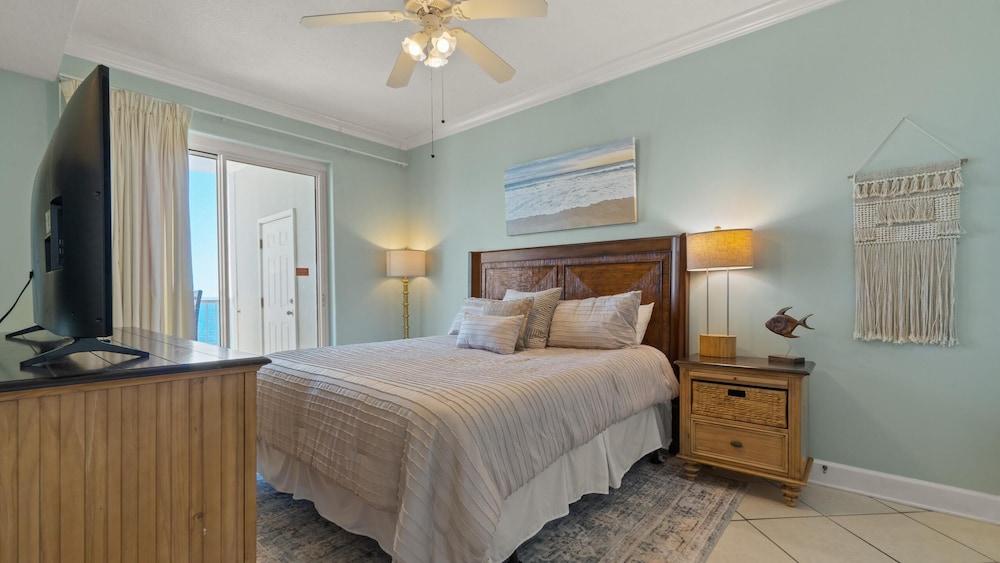Island Royale Penthouse #202 by Southern Vacation Rentals