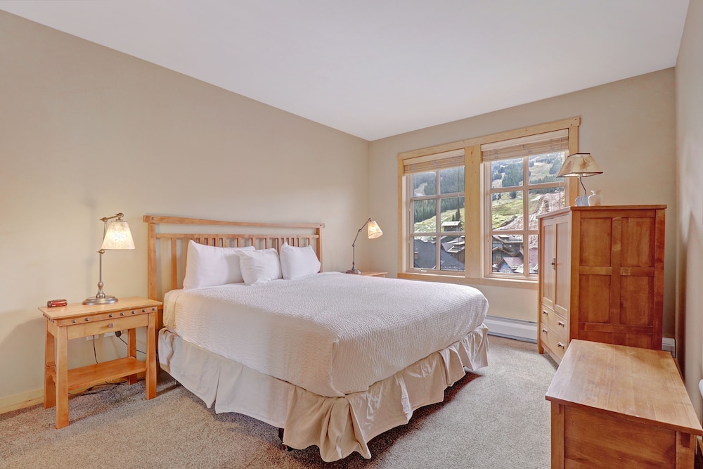 Pp605 Passage Point 3 Bedroom Condo