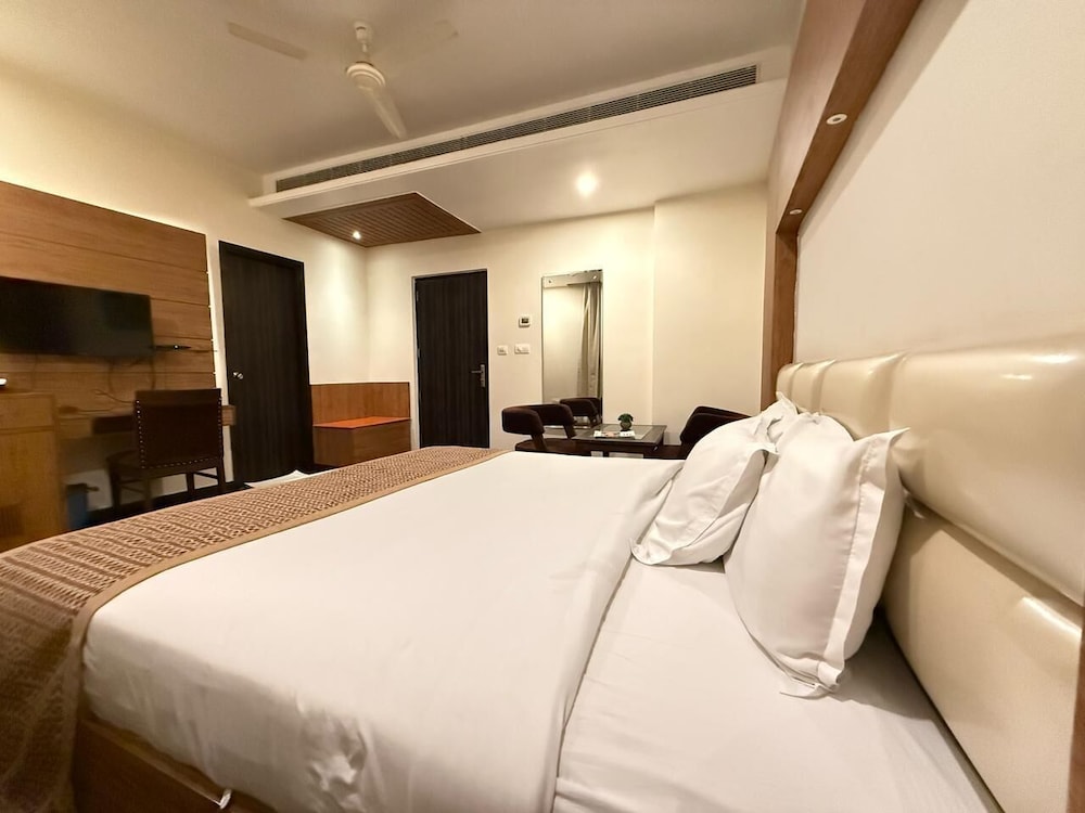 The Altruist AMR Hotel