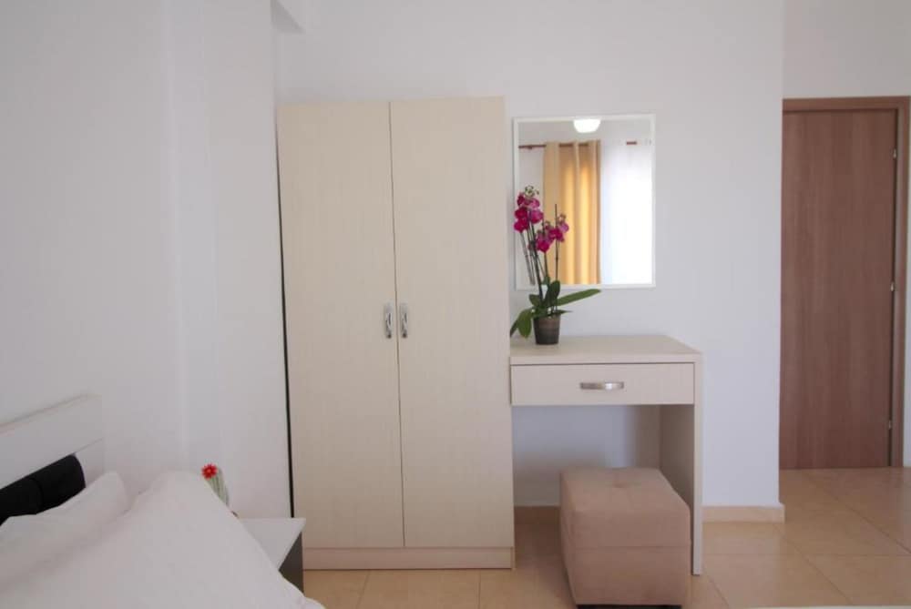 AR Apartments
