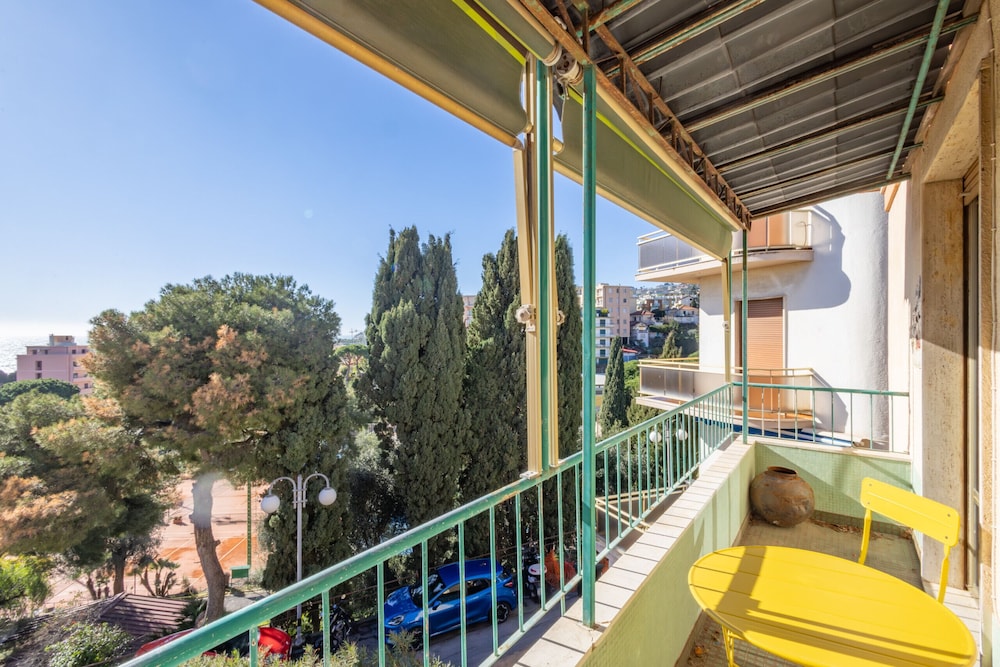Tennis Flat With Sea View by Wonderful Italy
