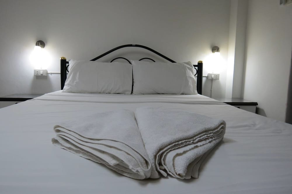 Pizza Italy Restaurant & Guesthouse