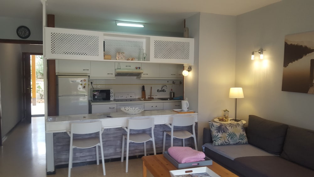 Apartment Agusbeach Sanagu023 photo 5