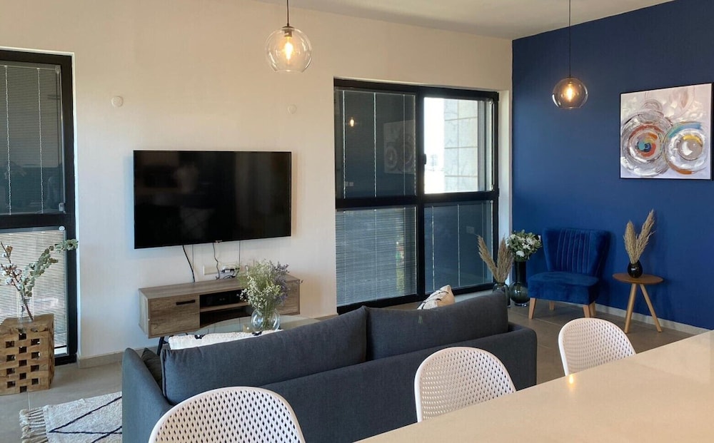 Cool & Urban Apt Luxury Tower Sea View