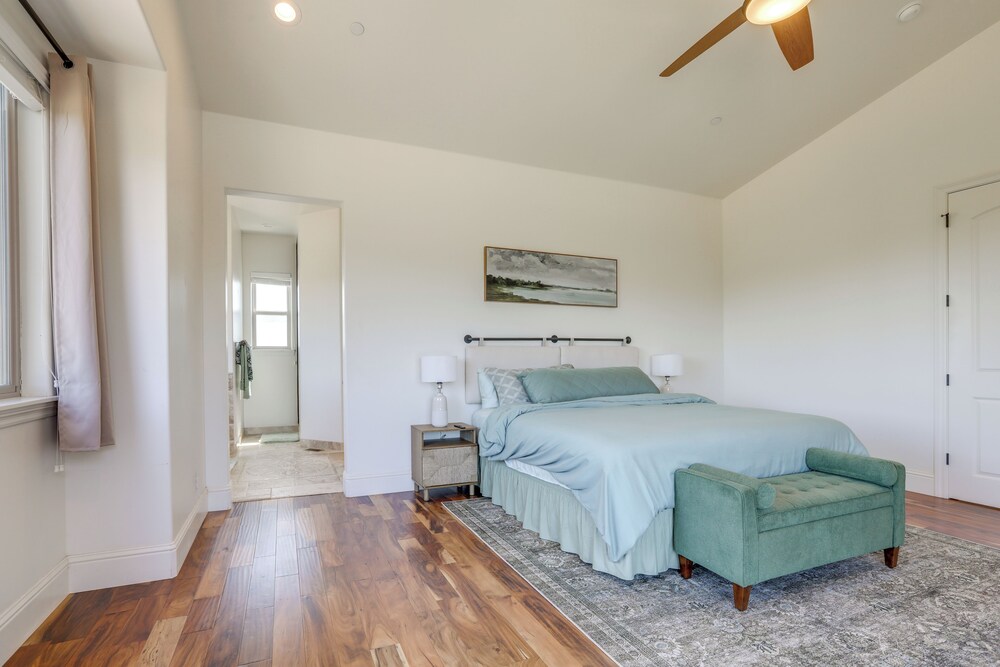 On-site Vineyard: Gem on 10 Acres in Pilot Hill!