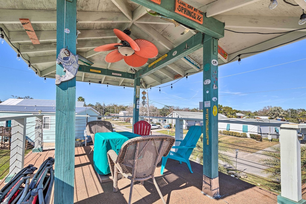 Homosassa River Home w/ Private Boat Ramp & Kayaks view 2