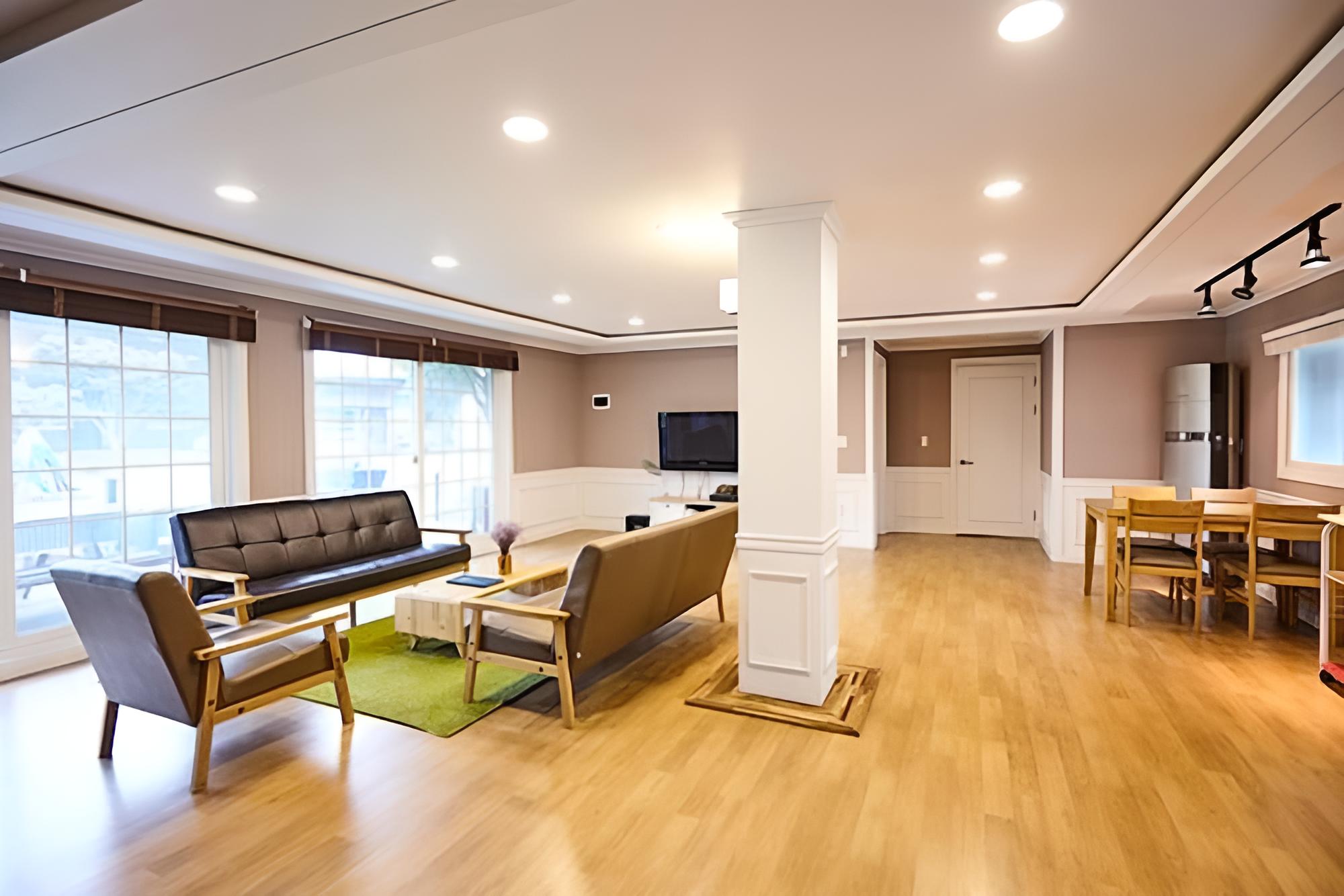 Cheongju Okhwayongsojelpyeong Pension