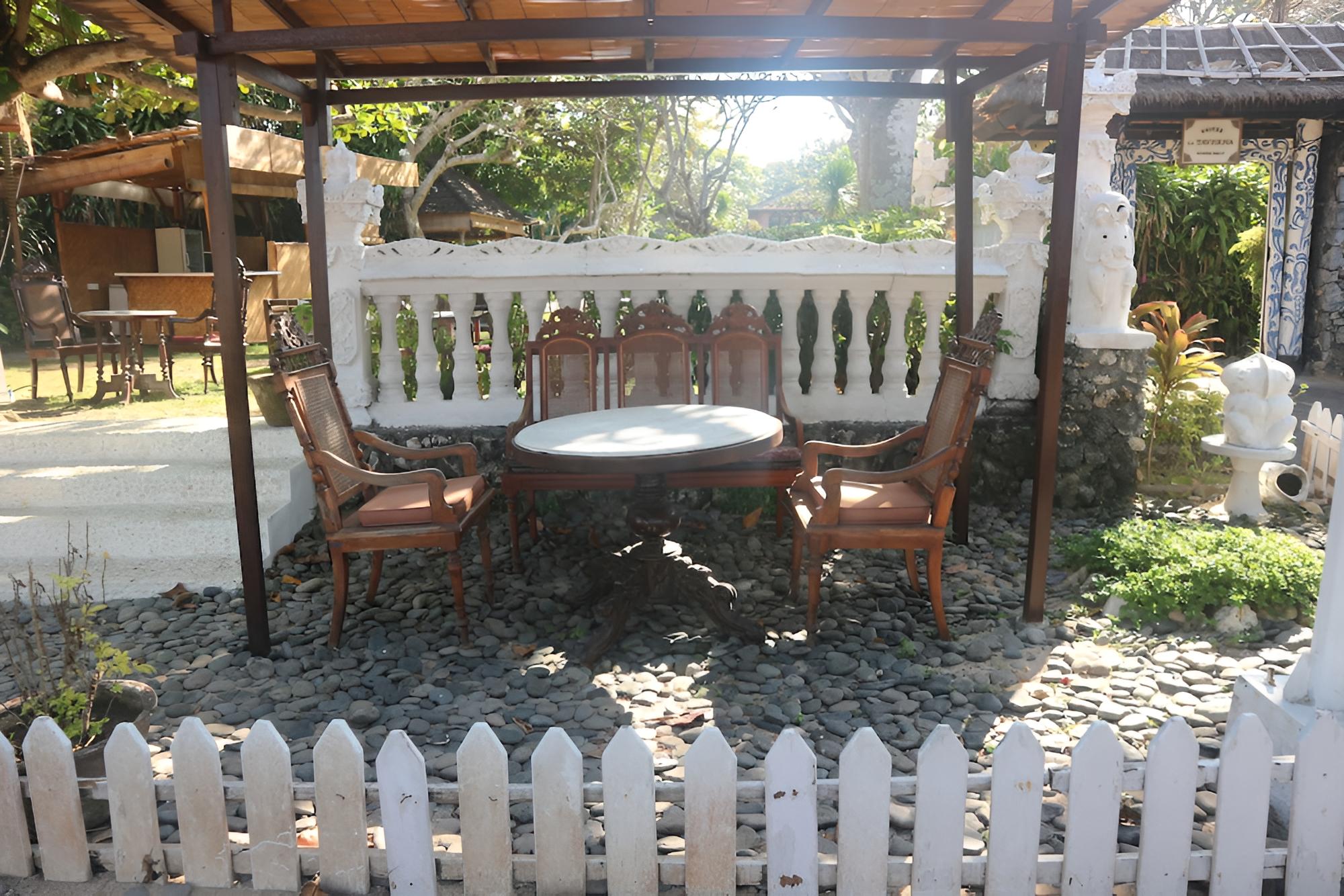 La Taverna Suites