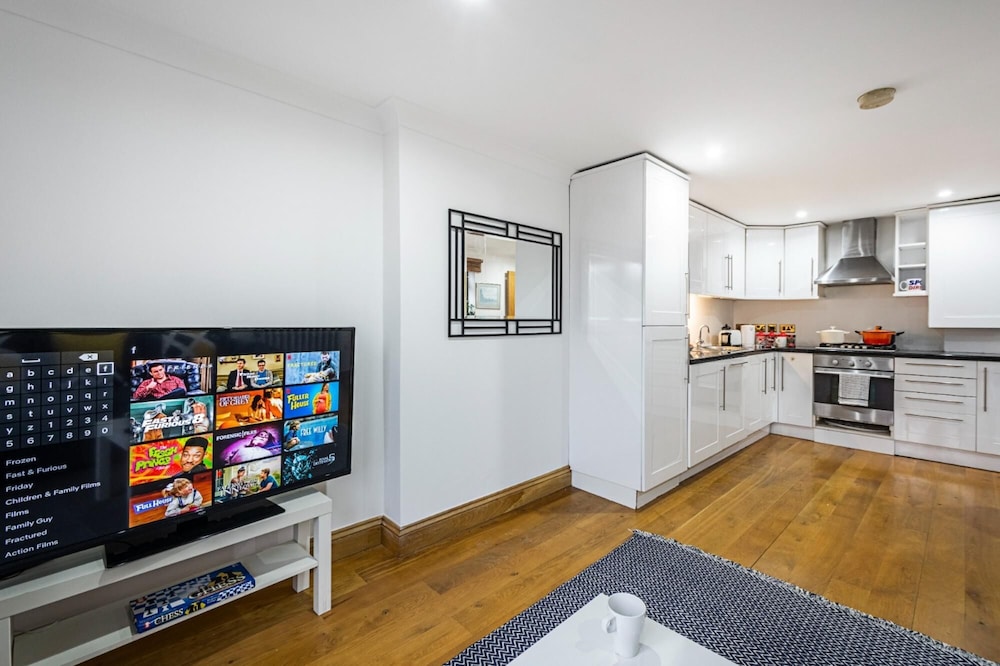 London 2 Bed Apartment With Free Wifi