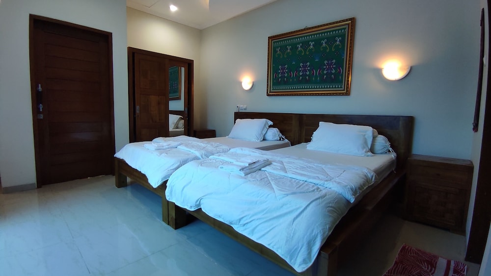 Putaclari Saba Villa view 2