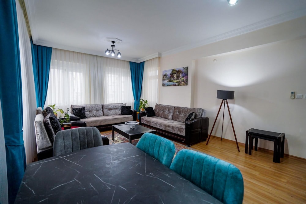 Cozy Flat With Balcony in Kepez Antalya