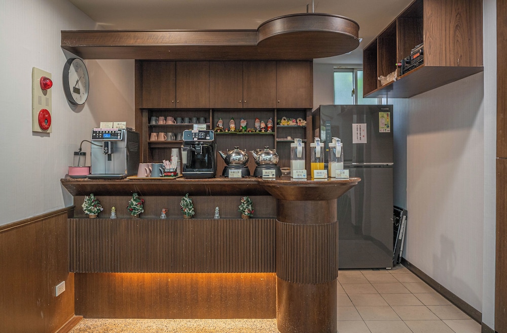 Regale Villa Hotel