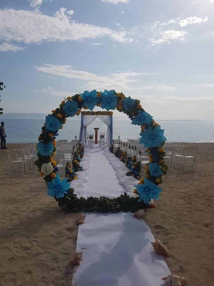 Kaliko Beach Club - All Inclusive Resort